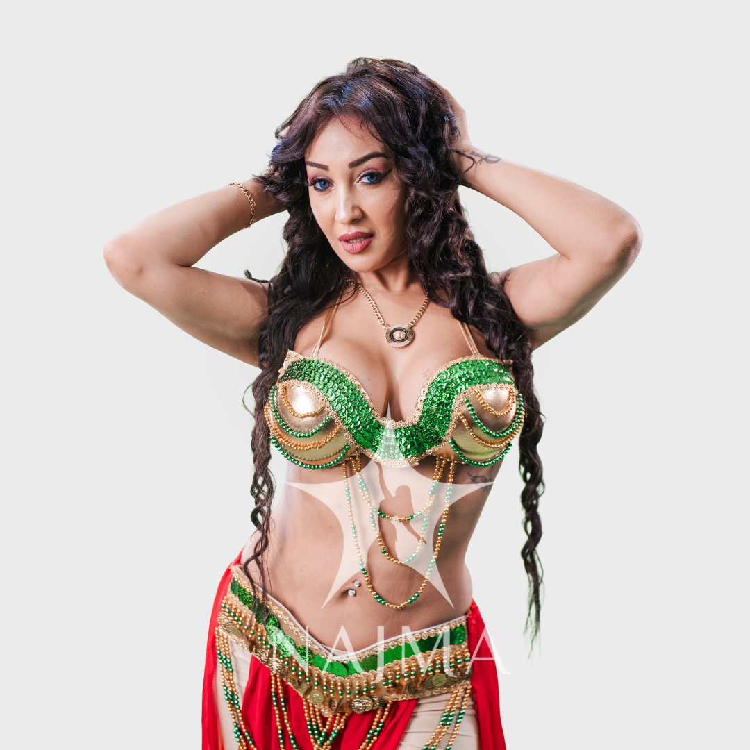 بدلة رقص ثلاثة قطع